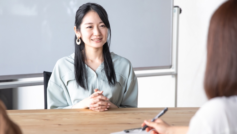 デプスインタビューとは？基本手法から活用事例・おすすめ企業4社比較と費用相場も