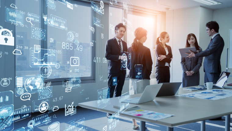 【事例】2ヶ月で8サイクル検証。上場企業の課題合意形成を支えた高速アジャイルリサーチ