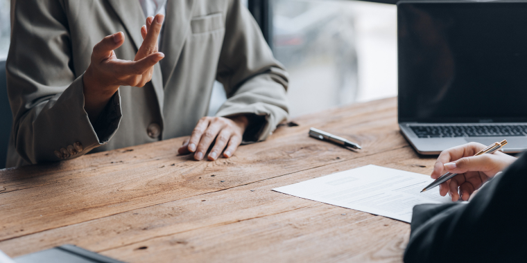 ユーザーインタビューとは？