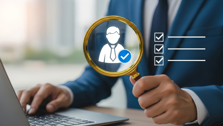 ペルソナ設定の方法を4ステップで解説｜項目・ビジネス活用シーン・調査会社も