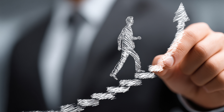 30代が転職エージェントを利用する流れ：登録から内定までのSTEP