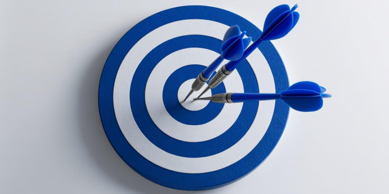 標本調査の精度を左右する3つのポイント