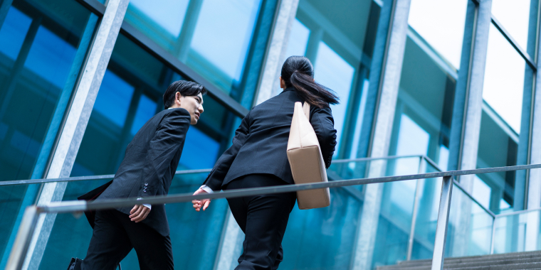 知っておきたいデメリット：20代特有の「紹介なし」を防ぐ対策