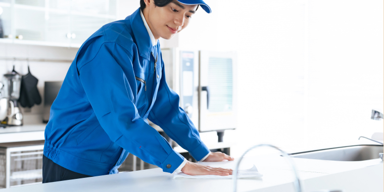 ハウスクリーニングを業者に依頼するメリットと事前の注意点